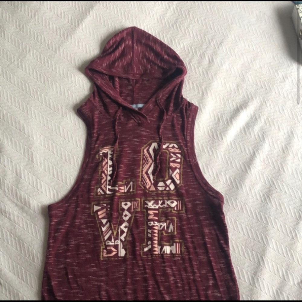 Burgundy red love tank top muscle tee size S cute